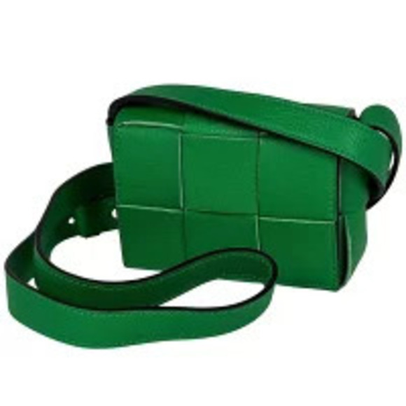 Bottega Veneta Handbags - Bottega Veneta Cassette Shoulder Bag Maxi Intrecciato Leather Green